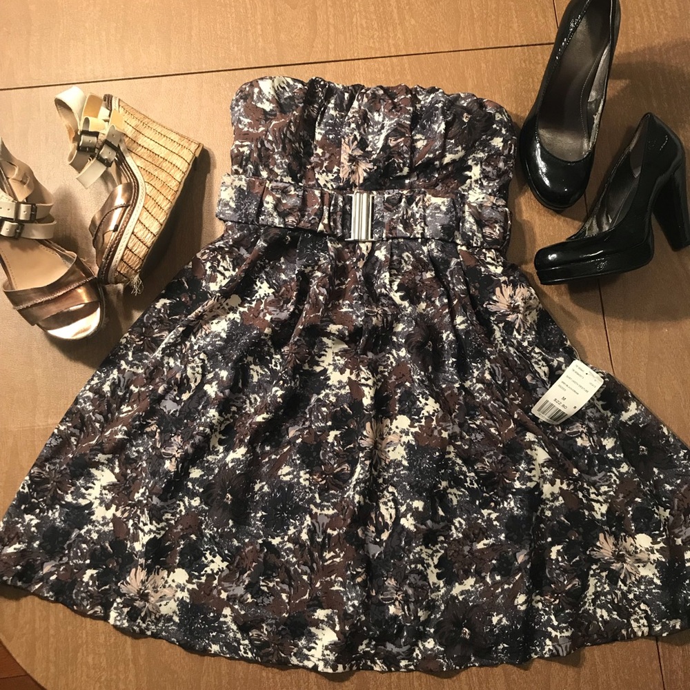 NWT Forever Twenty One Strapless Dress